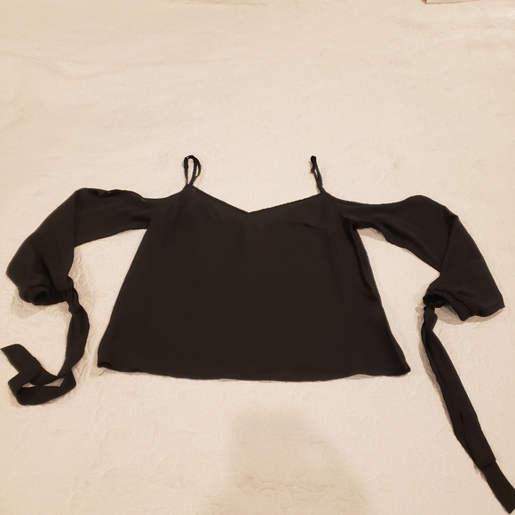 Sheer blouse - Picture 3 of 4